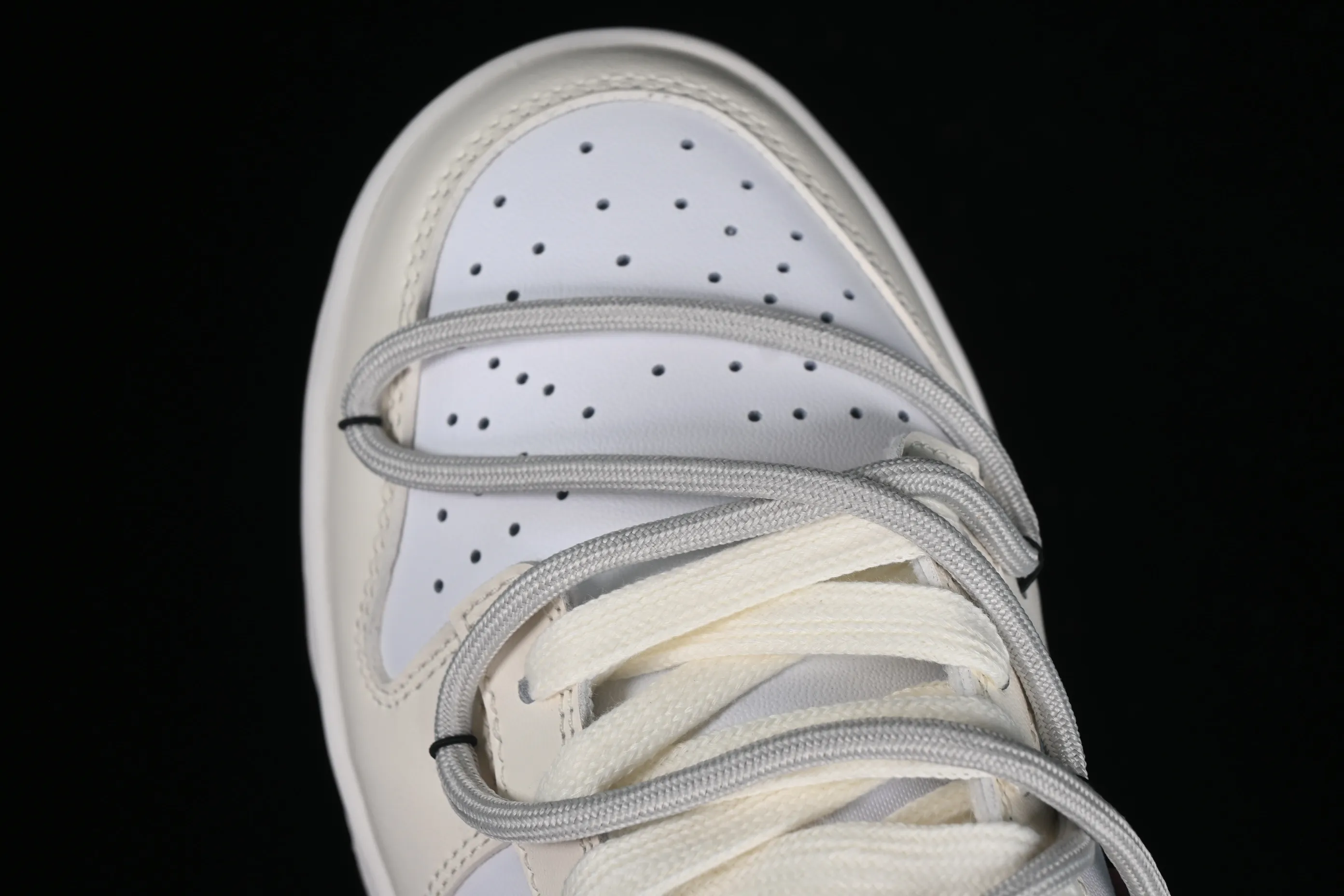 All categories Nk SB Dunk series Nk SB Dunk Low low-top sneakers Nk Dunk Low "Next Nature" milk white dark brown SB strap low-top casual sneakers DD1873-103